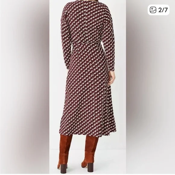 Ann Taylor Size 0 Dark Red Burgundy Horse Print Midi Jersey Dress Stretch 🐴 - Picture 6 of 6